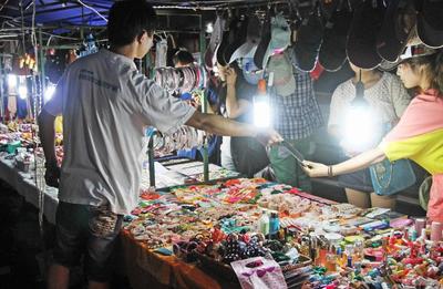 中國哪里適合擺地?cái)偵?地?cái)偨?jīng)濟(jì)再掀創(chuàng)業(yè)熱潮,這些地方最具潛力!